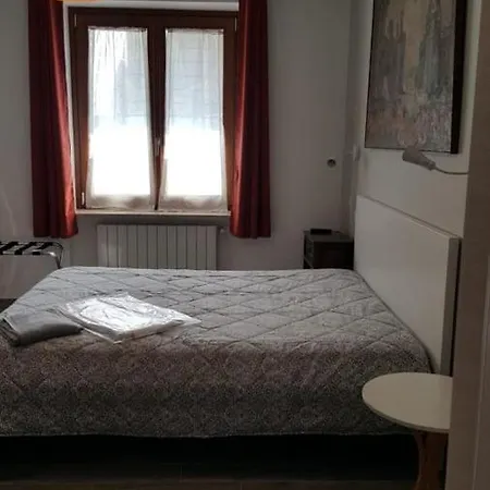 Ferienwohnung Santa Caterina Crema Exterior foto